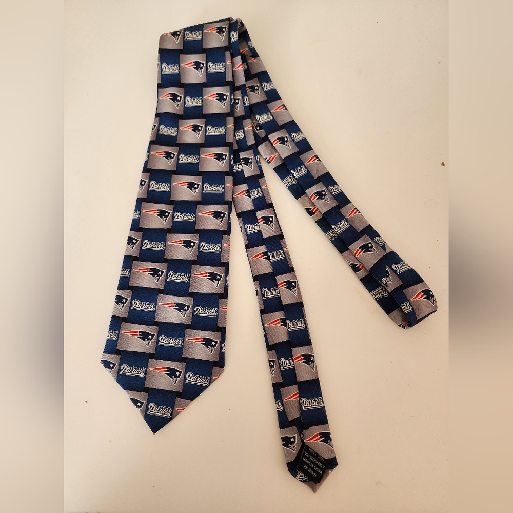 Patriots Tie
